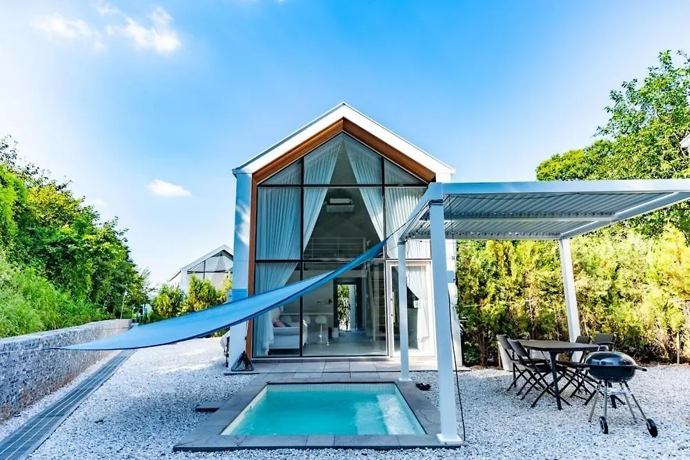 Ganghwado Ortun Pool Villa Pension Incheon