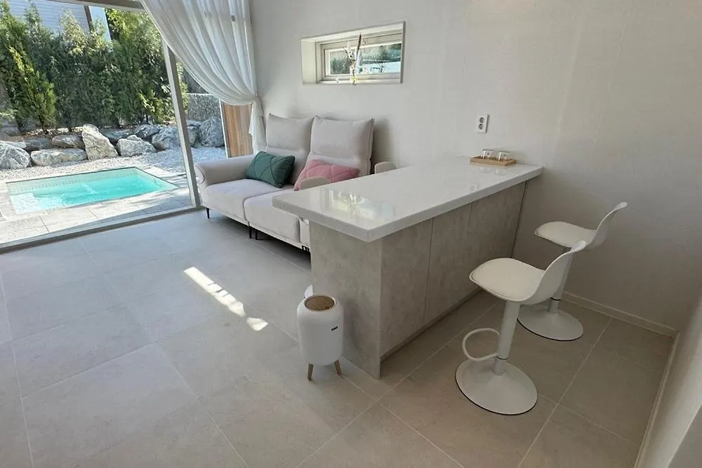 Ganghwado Ortun Pool Villa Pension インチョン広域市 韓国