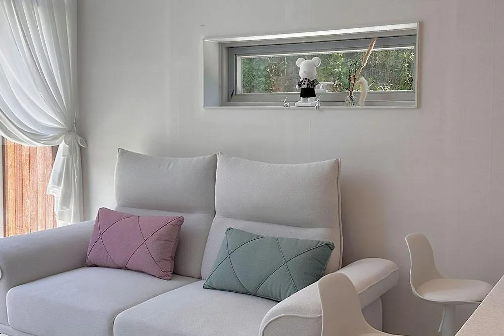 Ganghwado Ortun Pool Villa Pension Incheon South Korea