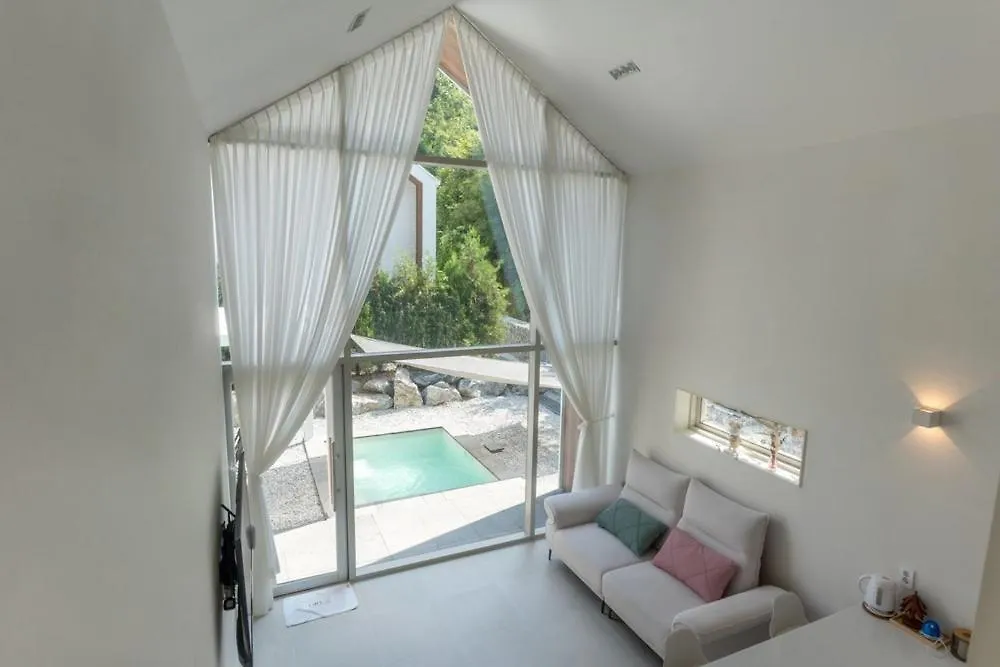 Ganghwado Ortun Pool Villa Pension Incheon